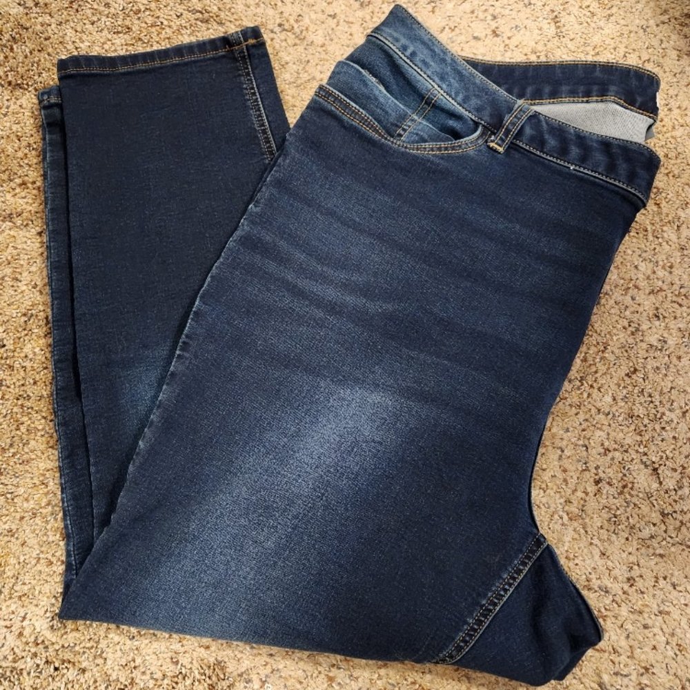 Catherine's 2XWP Jegging with slight distressing